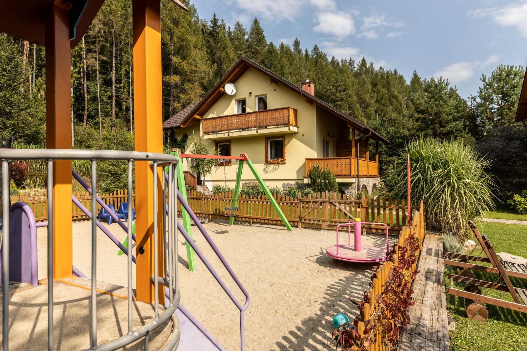 Apartamenty Zielona Owieczka 니에지차 자메크 외부 사진