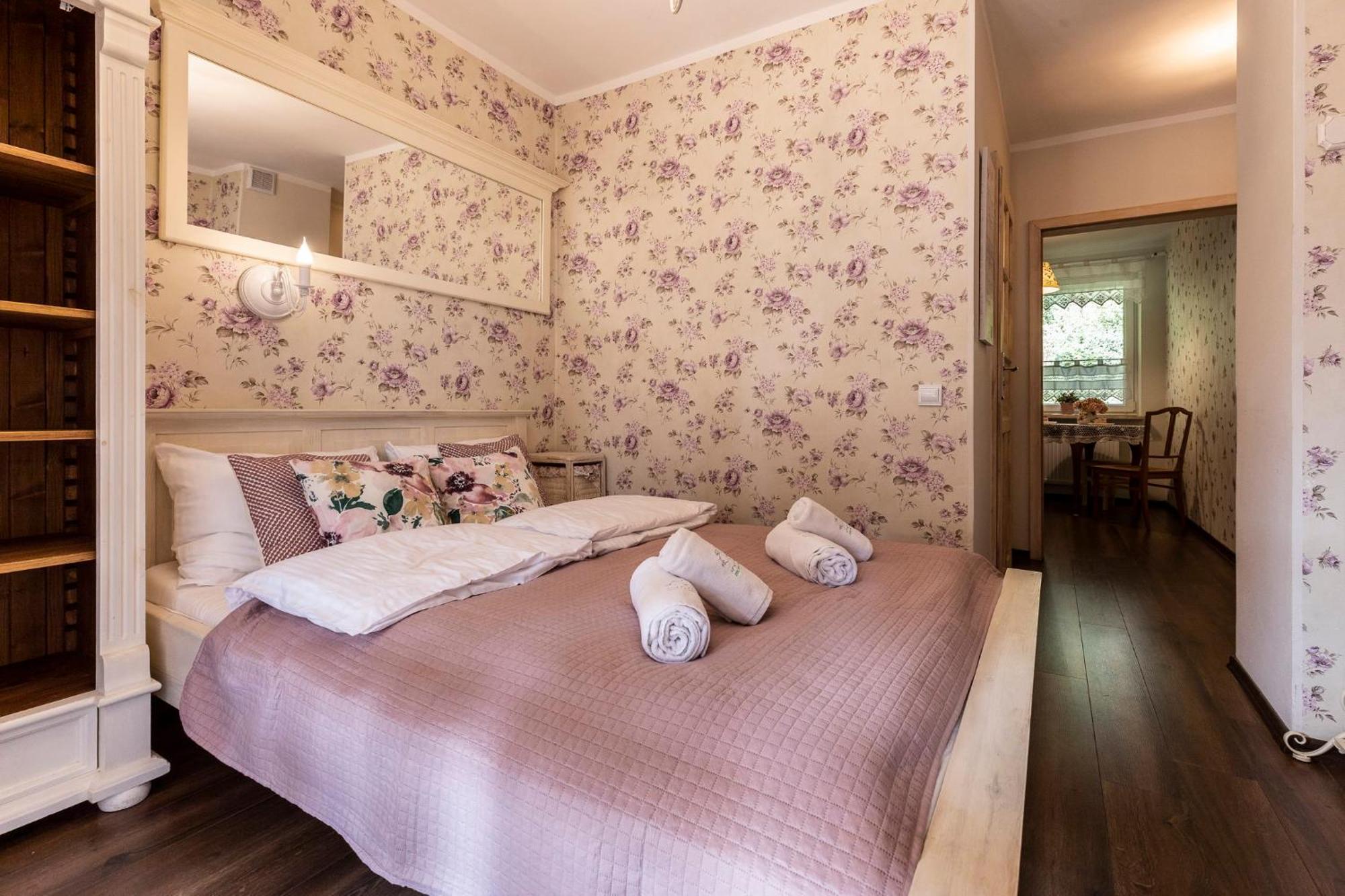 Apartamenty Zielona Owieczka 니에지차 자메크 외부 사진
