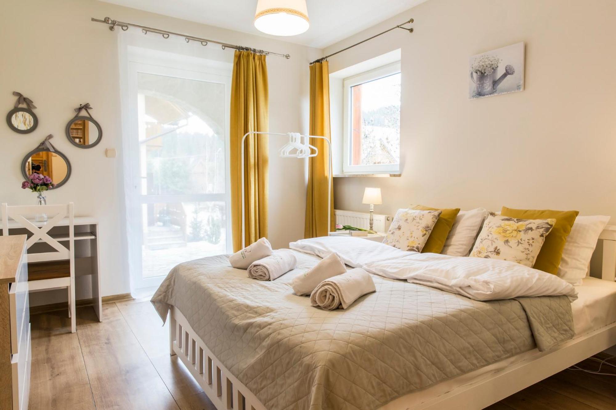 Apartamenty Zielona Owieczka 니에지차 자메크 외부 사진